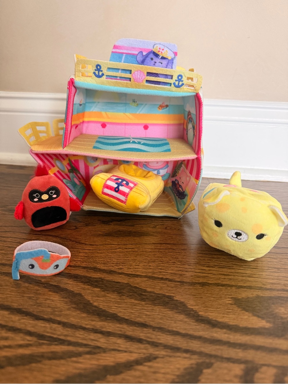 SQUISHVILLE BY SQUISHMALLOWS SEVEN